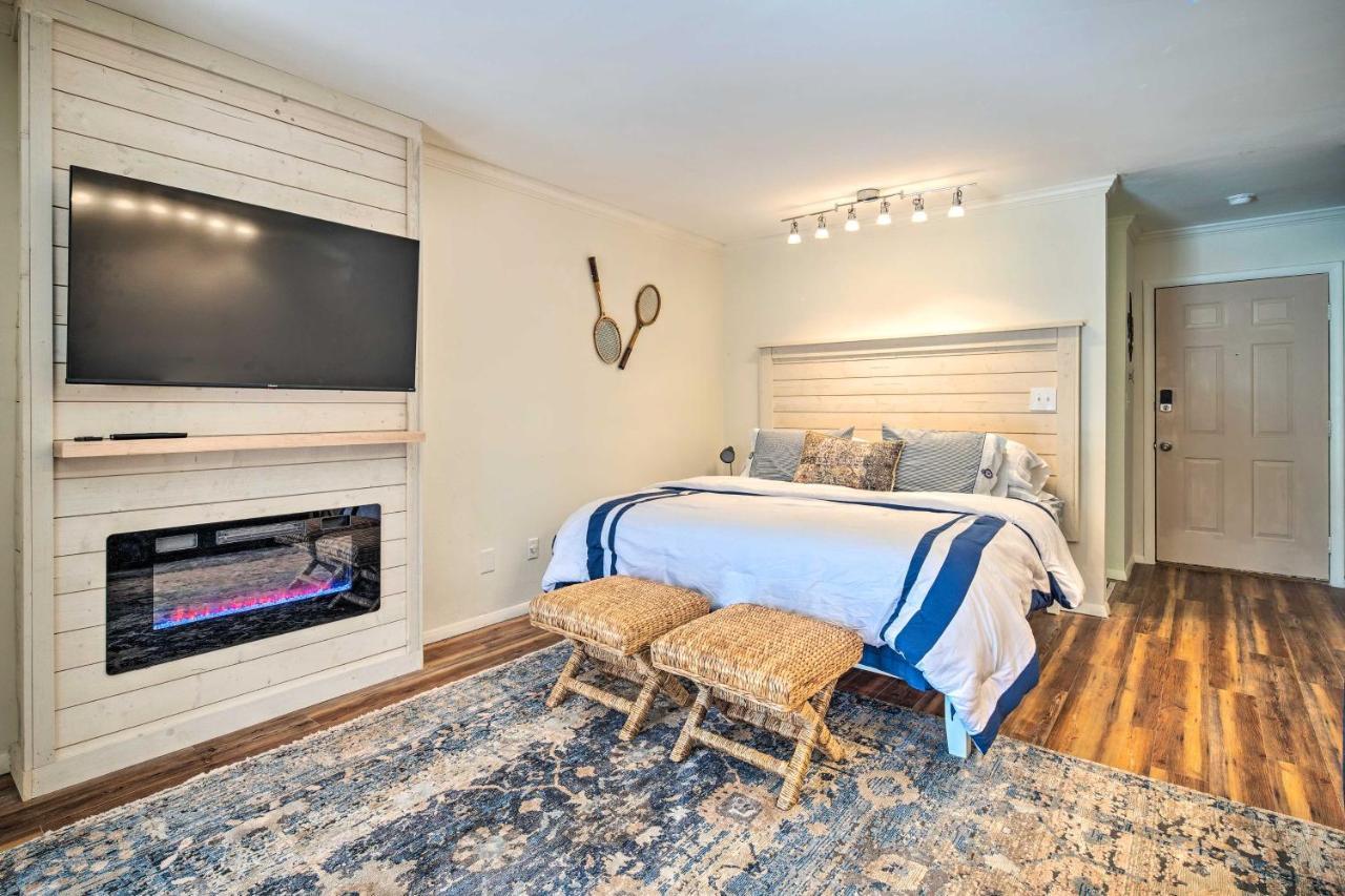 Lake Lure Studio With Private Balcony And Pool Access! Eksteriør billede