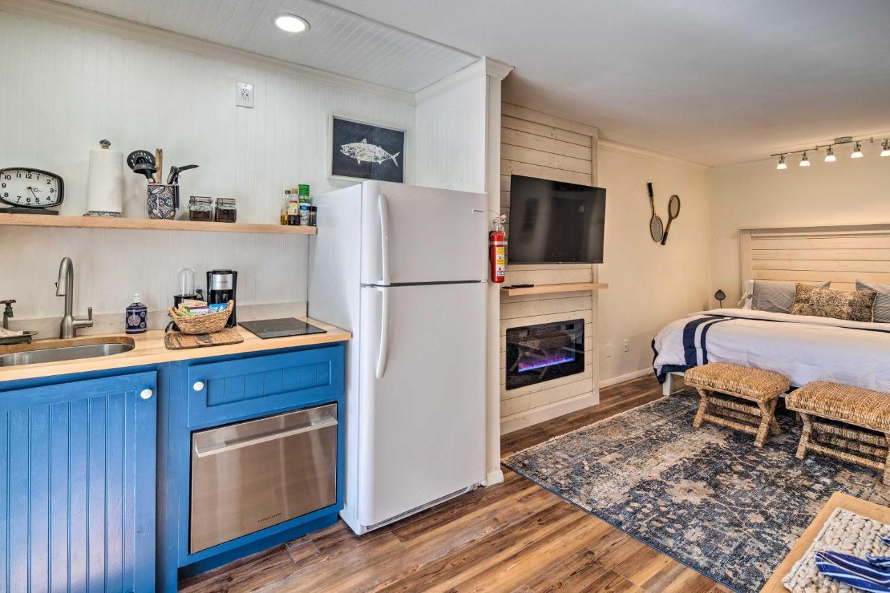 Lake Lure Studio With Private Balcony And Pool Access! Eksteriør billede